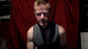 Gaybuffman  11-09-2021 video striptease